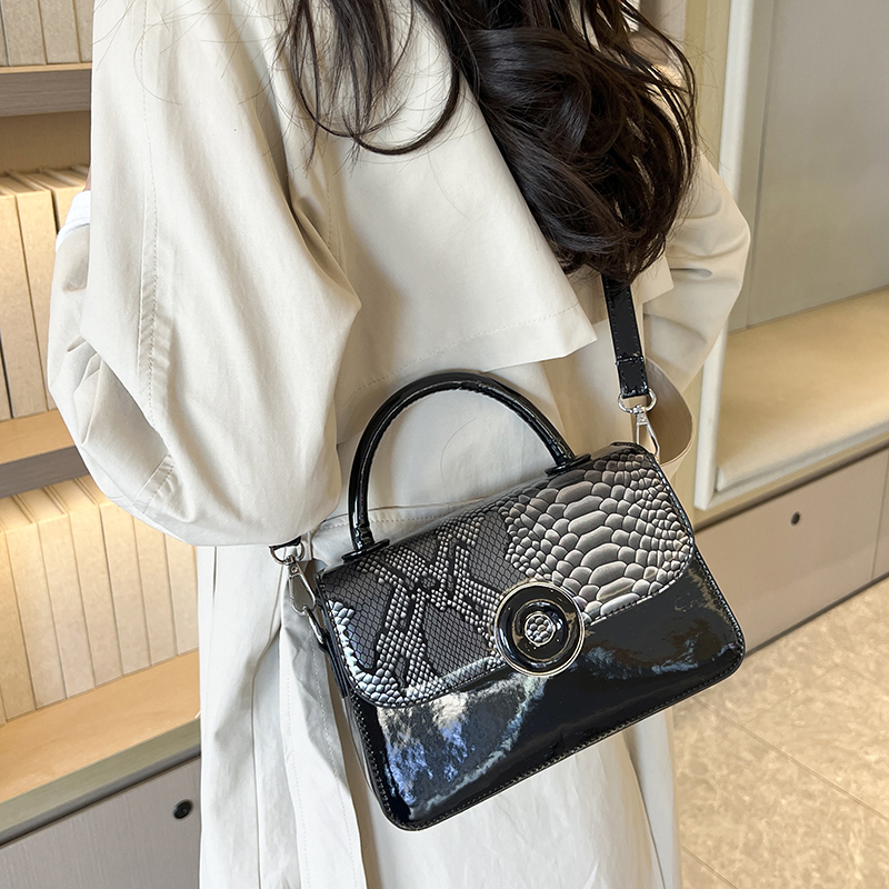 Mini Small Square Bag Luxury P - Top Handle Patent Bag avaliação e preço