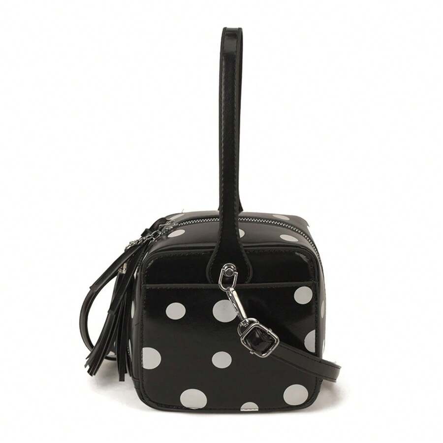 Womens Red Polka Dot Cube Box  - Top Handle Patent Bag avaliação e preço