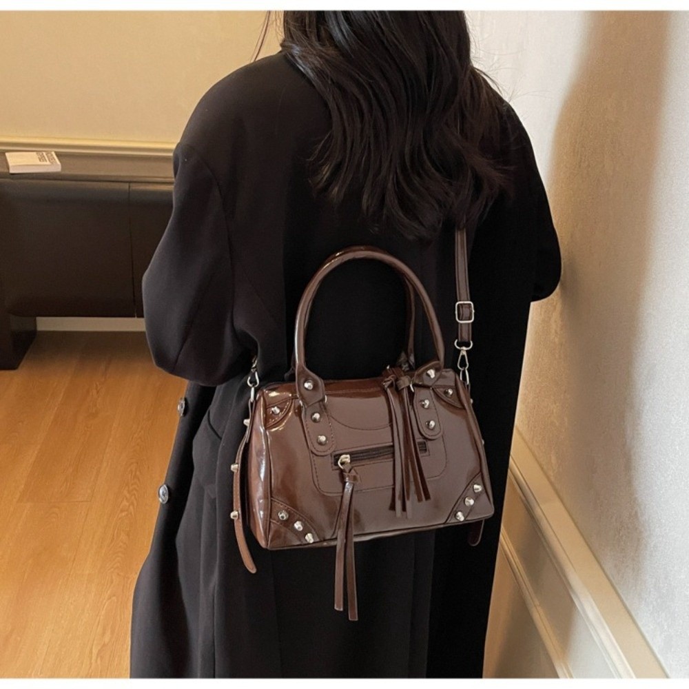 Fashion Rivets Pillow Bag Pate - Top Handle Patent Bag avaliação e preço