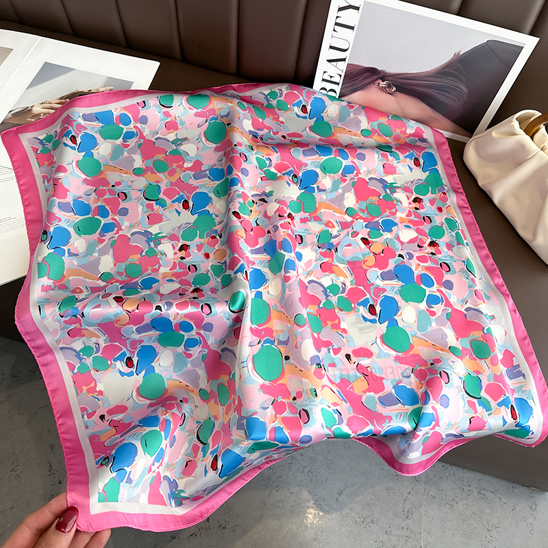 Luxury Floral Print Square Sil - Luxury Bags Duffle avaliação e preço