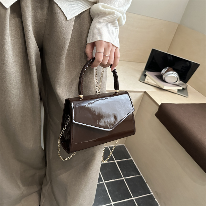 Women's Patent Leather Mini Ha - Top Handle Patent Bag avaliação e preço